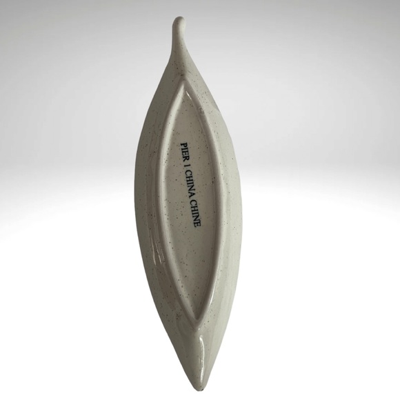 Pier 1 Leaf Shaped Incense Burner or Holder - Picture 2 of 10